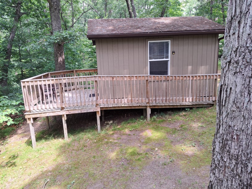 cabin 2 exterior